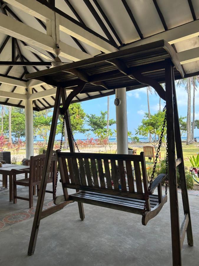 Dewa Daru Resort Îles Îles Karimunjawa Extérieur photo