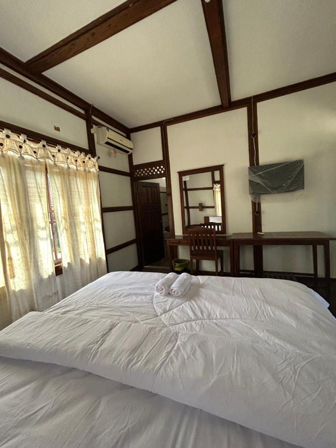 Dewa Daru Resort Îles Îles Karimunjawa Extérieur photo